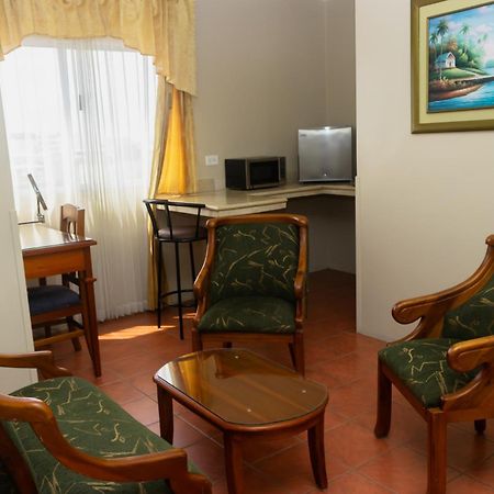 Grand Hotel Americano Machala Buitenkant foto