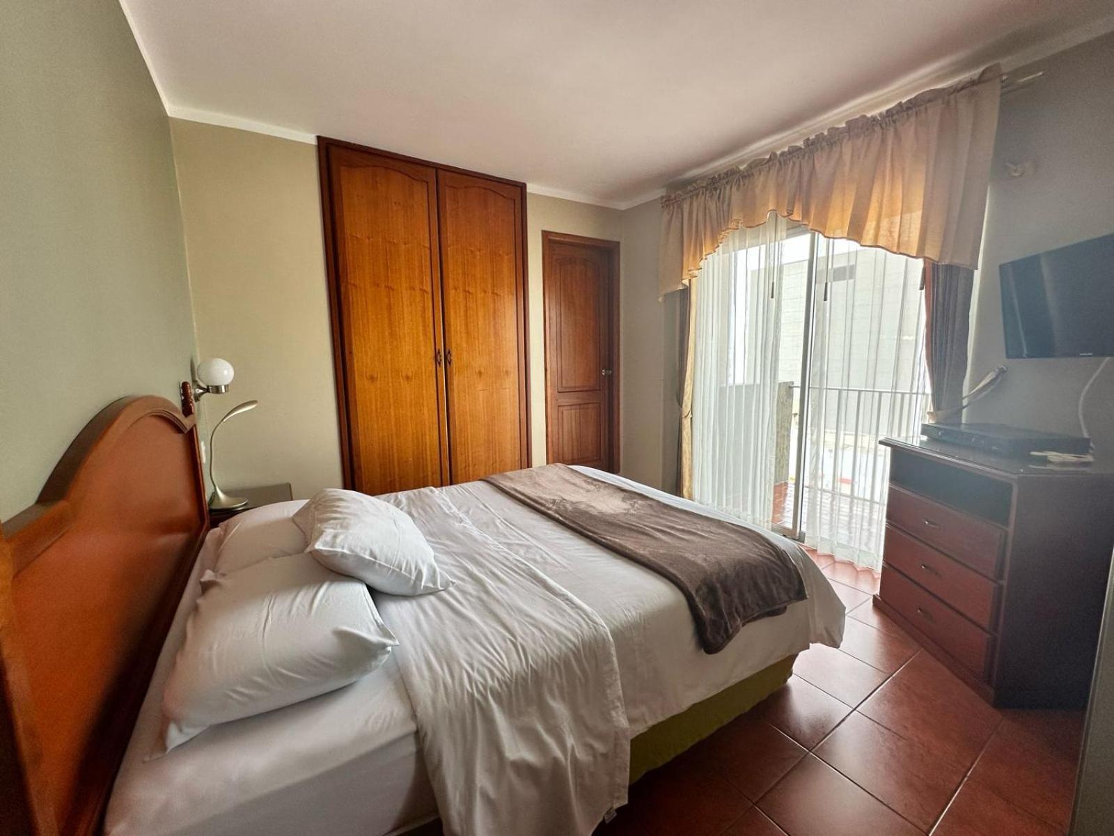 Grand Hotel Americano Machala Buitenkant foto