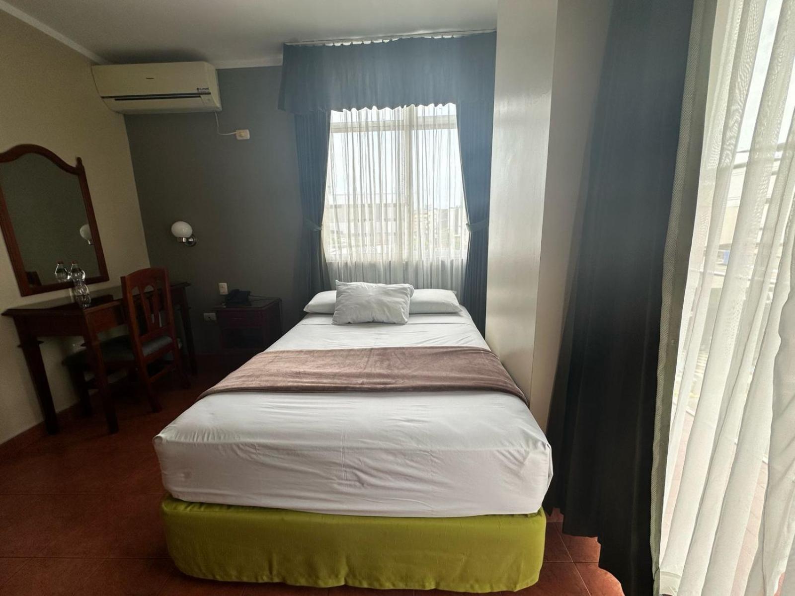 Grand Hotel Americano Machala Kamer foto