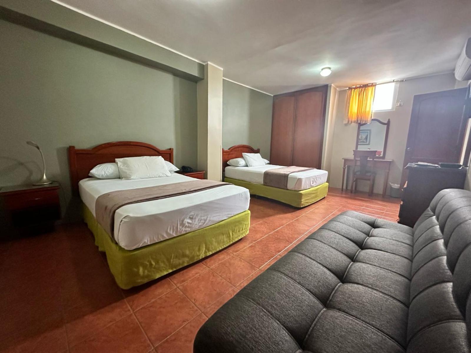 Grand Hotel Americano Machala Buitenkant foto